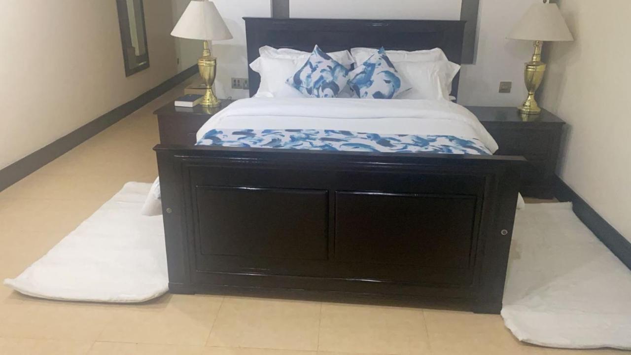 Stayplus Nyali Luxury Suites Mombassa Buitenkant foto