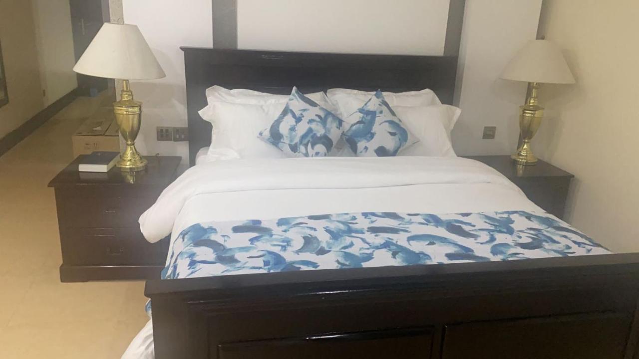 Stayplus Nyali Luxury Suites Mombassa Buitenkant foto
