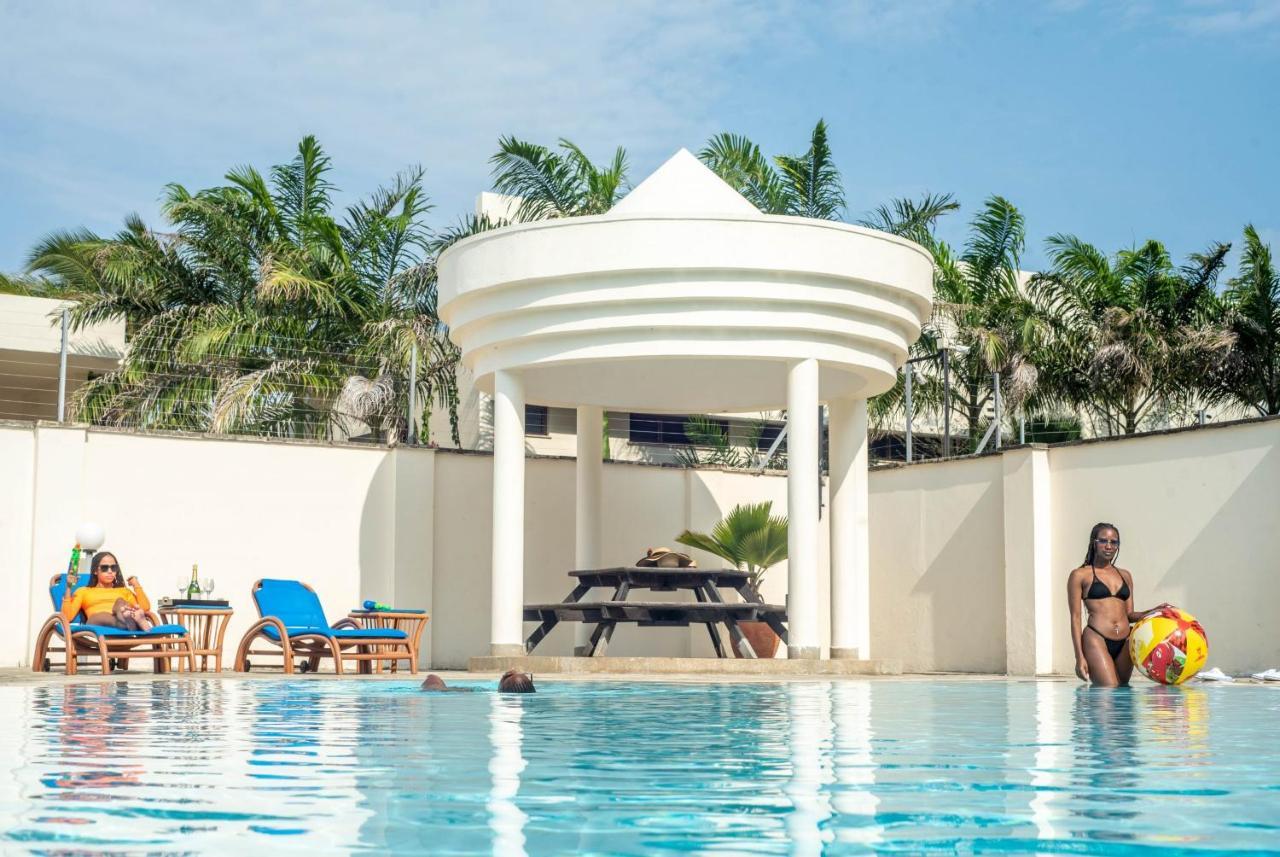 Stayplus Nyali Luxury Suites Mombassa Buitenkant foto