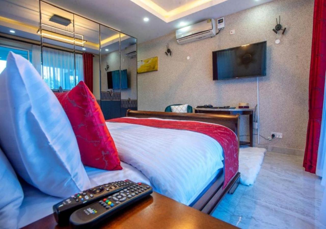Stayplus Nyali Luxury Suites Mombassa Buitenkant foto